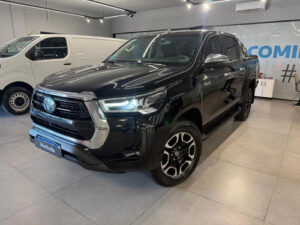 Toyota Hilux Pick-up 2.8 Cd Srx 177cv 4x2 At